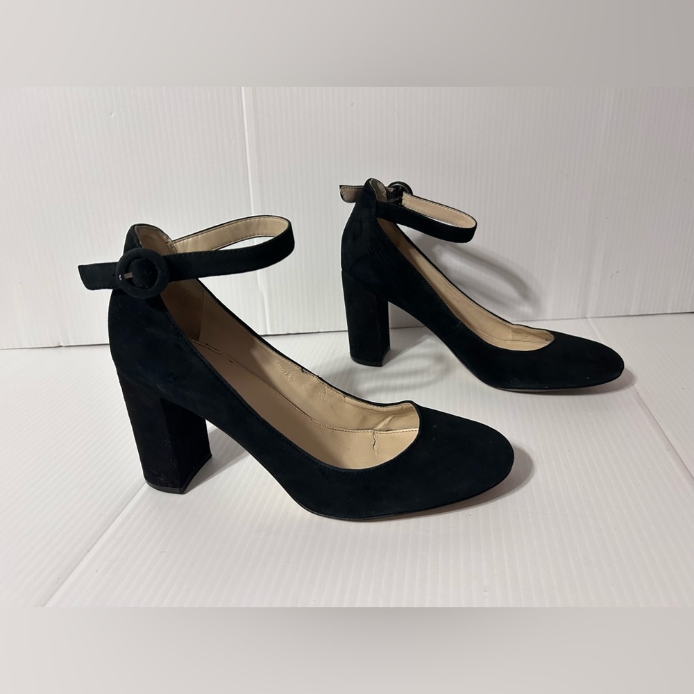 Marc Fisher black suede block heel pump shoe ankle strap women size 8 1/2 M